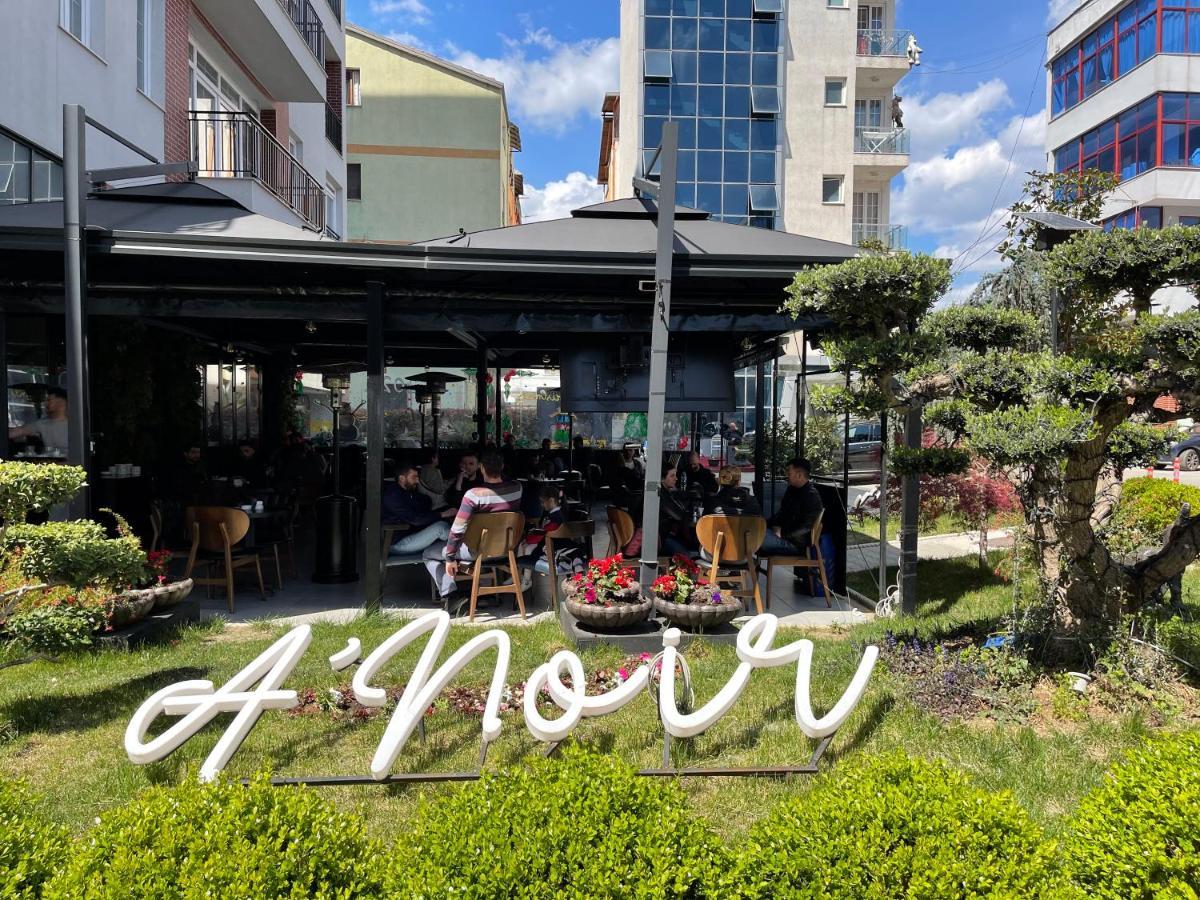 Lovely Apartment Tirana Buitenkant foto