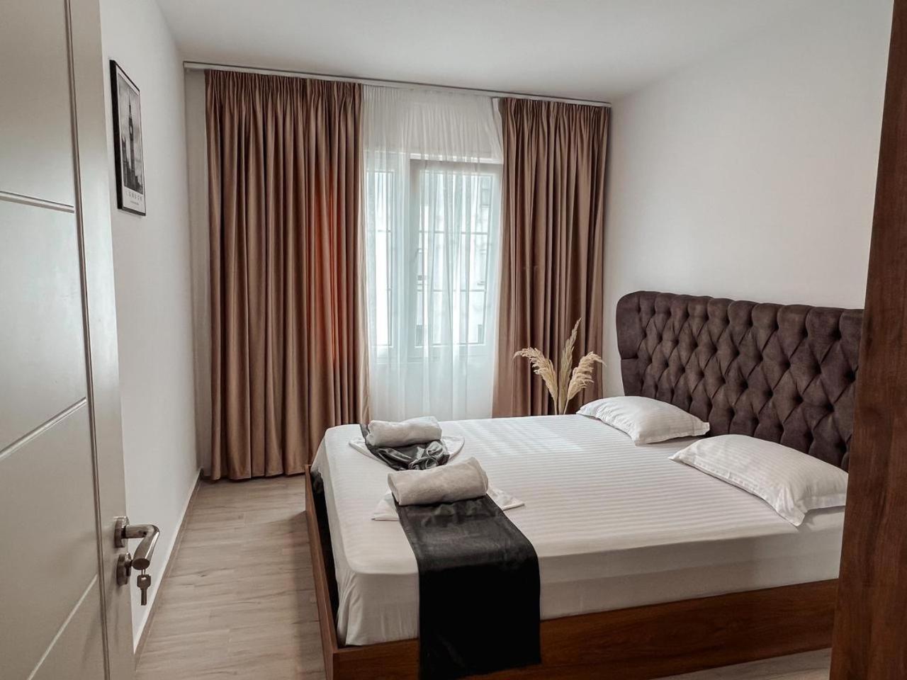 Lovely Apartment Tirana Buitenkant foto